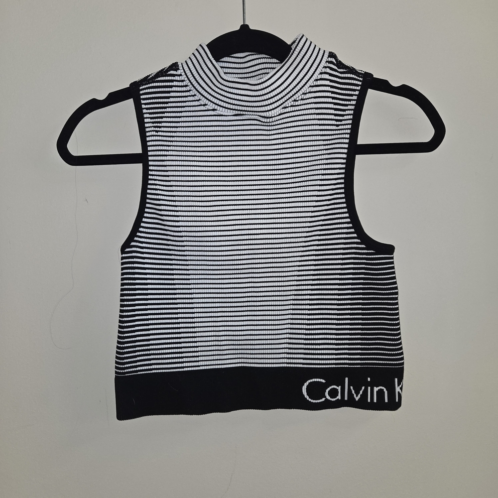 Calvin Klein Performance Striped Mock Neck Crop Tank Top M Quick Dry Athleisure